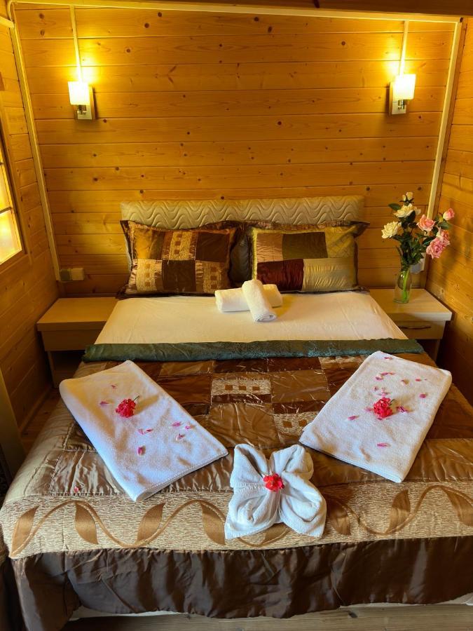 קמר Felicity Hotel & Bungalows מראה חיצוני תמונה