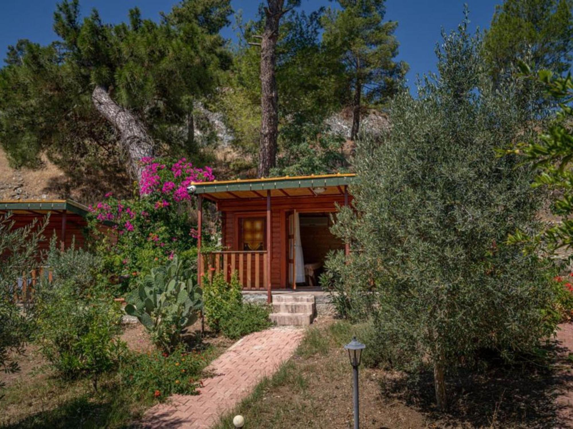 קמר Felicity Hotel & Bungalows מראה חיצוני תמונה