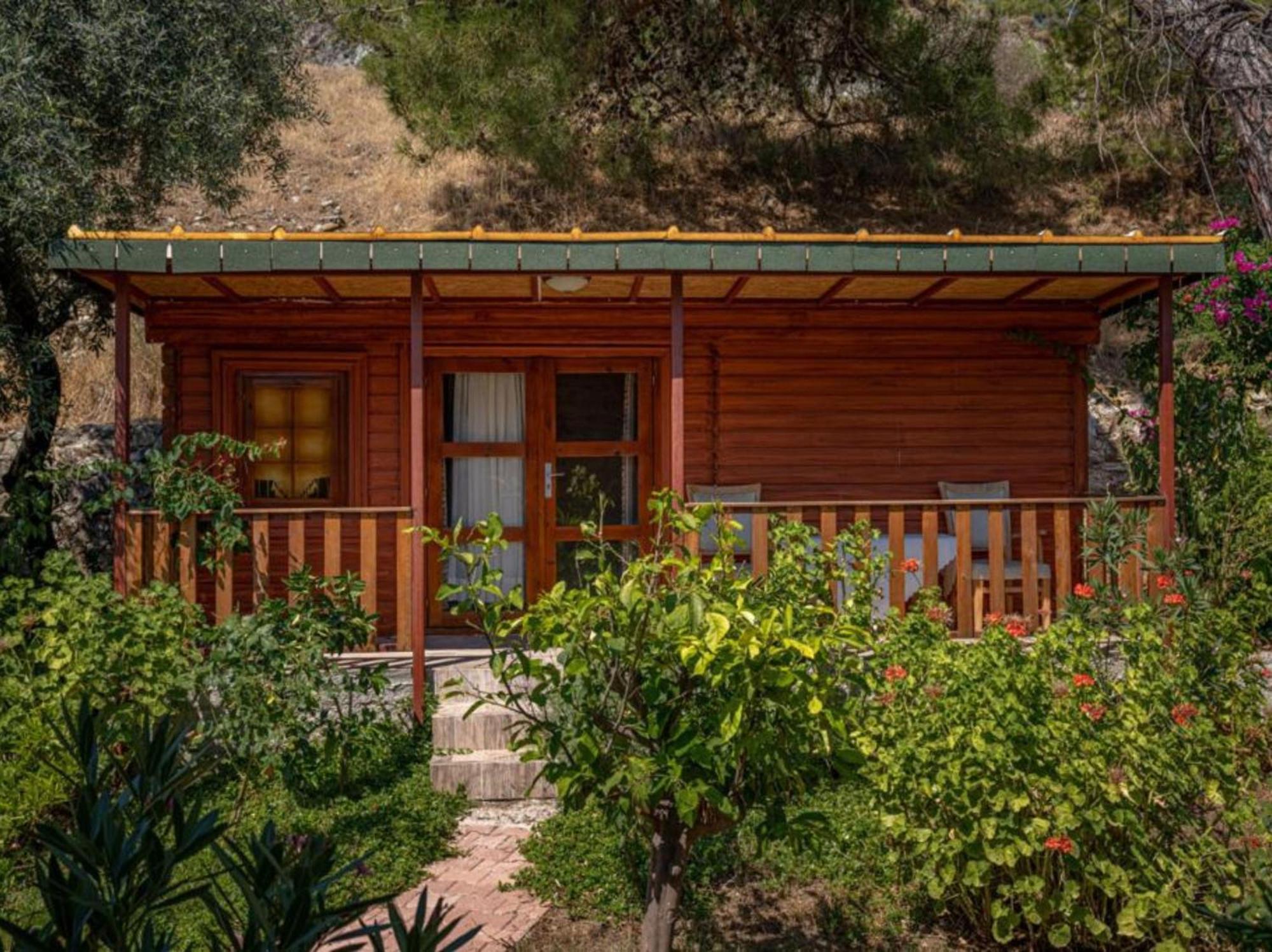 קמר Felicity Hotel & Bungalows מראה חיצוני תמונה